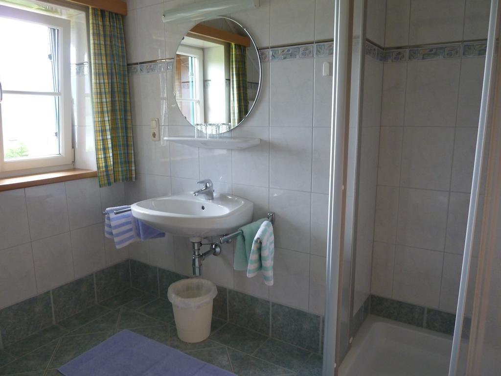Ferienwohnung Haus Schönblick Strobl Zimmer foto